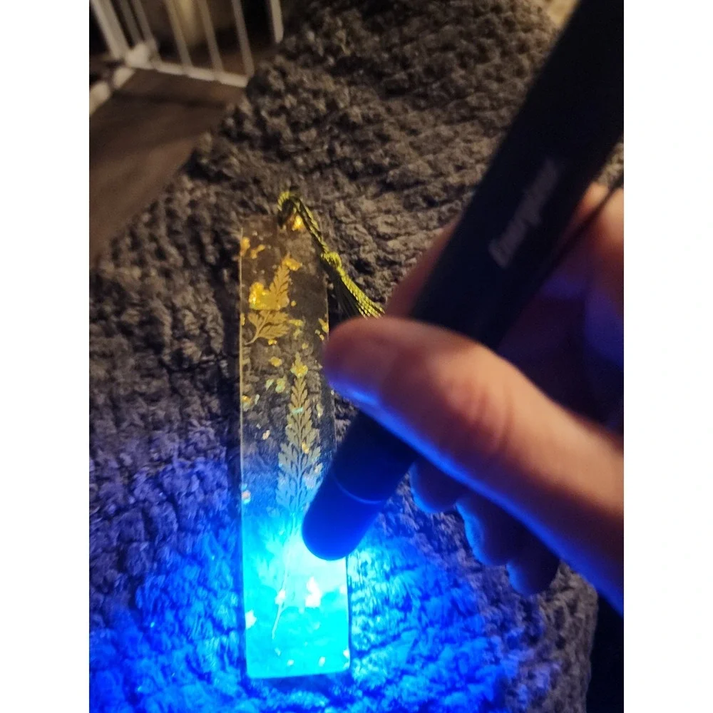 Vintage UV Glow Lucite Acrylic Bookmark With Gold Flakes & Florals, Green Tassel
